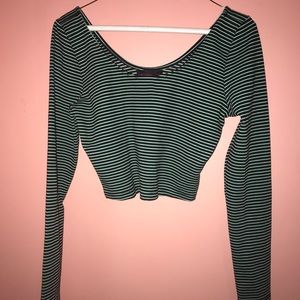 Long sleeve crop top